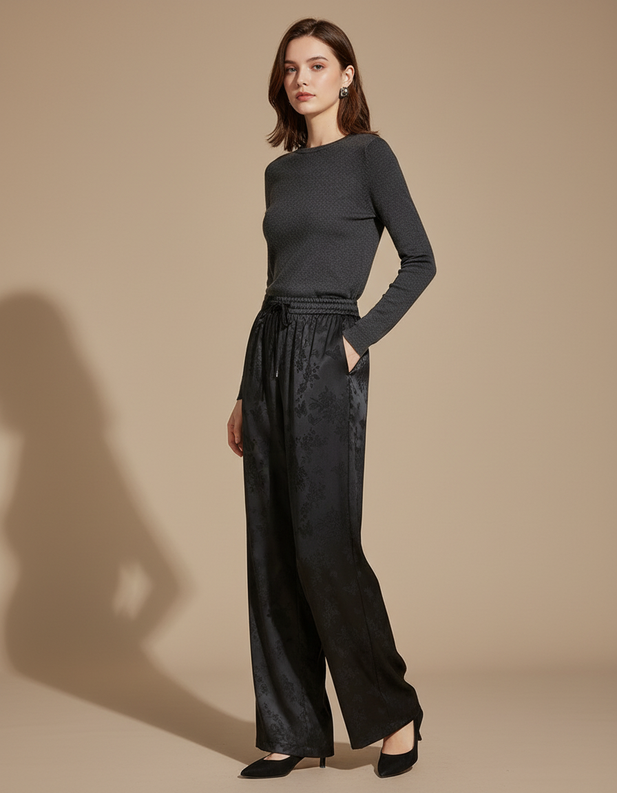 Pantalon Noir Satiné Large Fluide Imprimé Élégant